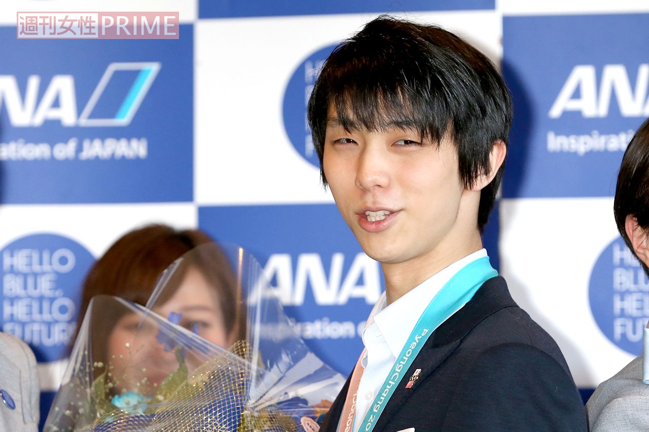 演技後に投げこまれる「くまのプーさん」のぬいぐるみは森に帰しているそうだけど、花束はお花畑に？　撮影／佐藤靖彦