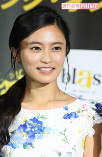 小島瑠璃子
