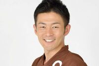 シニア界のアイドル「ごぼう先生」の愛ある健康体操が、おばあちゃんに大ウケ中！