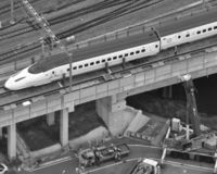 過密ダイヤの東海道新幹線、首都直下地震で脱線の恐れ