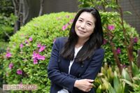 高橋ひとみが語る“50代同士でお互い初婚、ツッコミどころ満載の夫婦生活”