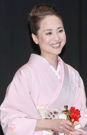 今でも圧倒的なサポートを集め、コンサートやディナーショーは満員な松田聖子