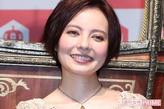 巨人の片岡治大コーチと熱愛中のベッキー