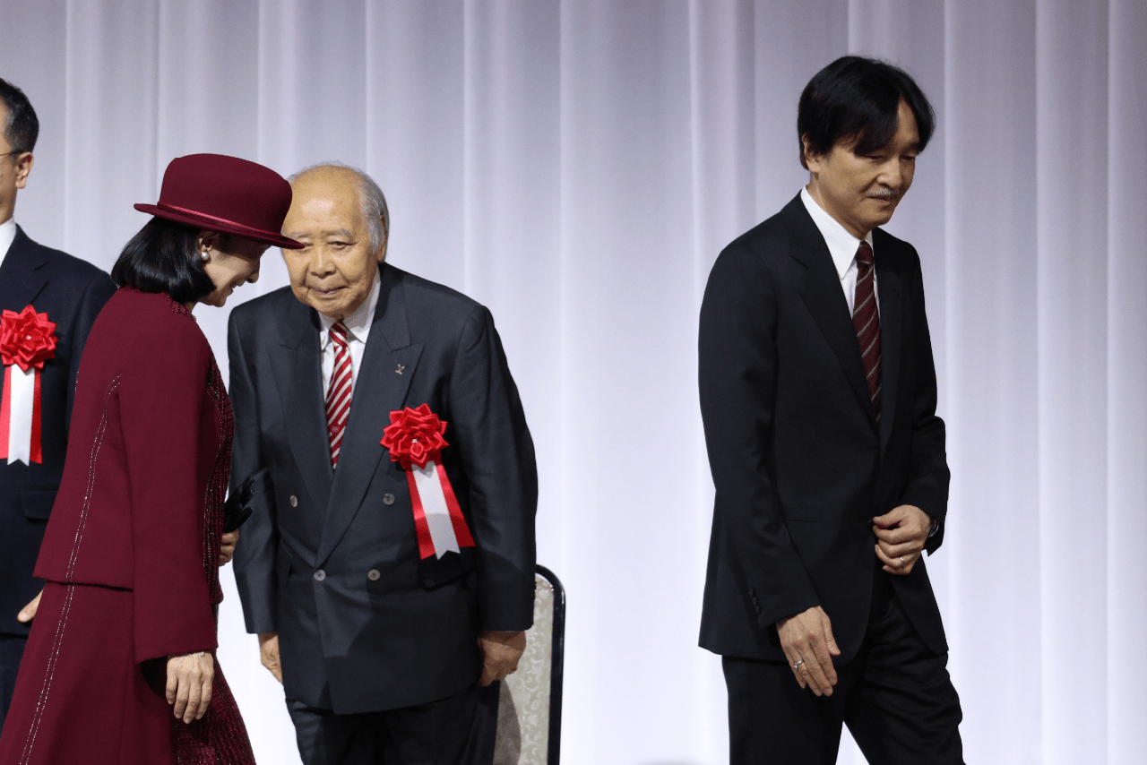 ミラノ・コルティナ冬季オリンピックTEAM  JAPAN結団式に出席した秋篠宮ご夫妻と猪谷千春さん（2026年1月18日）