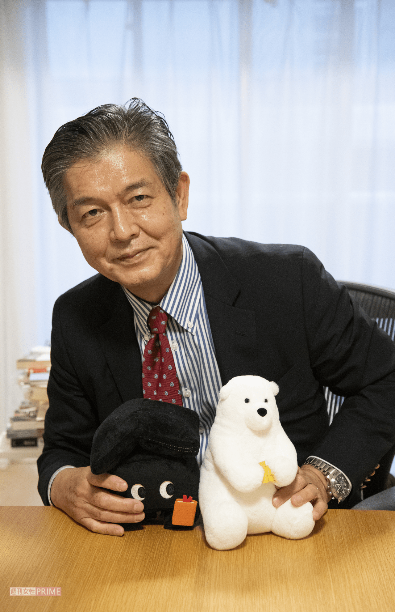 講談社文庫のキャラ・よむーくなど、各出版社のぬいぐるみを集めている。「家には妻がモフモフをもっとたくさん集めてますよ」