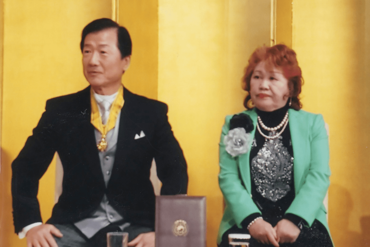 金嶋さんの現在の成功は、みどりさんの支えがあってこそでもある