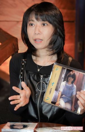 「当時、しゃべりが苦手なタイプでした。テレビを見ながら、さんまさんはどうして話がうまいのか、オチをどうつけているのか、何度も研究して。今ではしゃべりすぎる（笑）」と沢田　撮影／佐藤靖彦