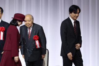 ミラノ・コルティナ冬季オリンピックTEAM  JAPAN結団式に出席した秋篠宮ご夫妻と猪谷千春さん（2026年1月18日）