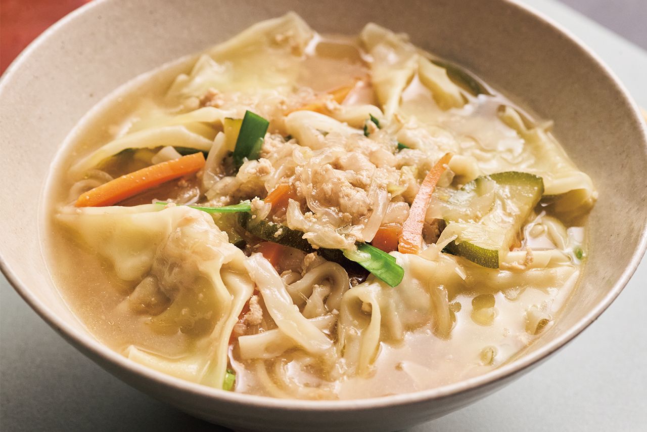 ミョンドン式カルグクス［ミョンドンシキカルグクス］