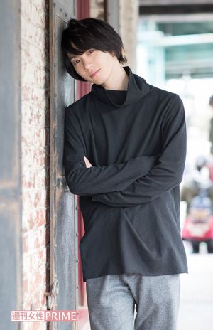 小越勇輝　撮影／廣瀬靖士