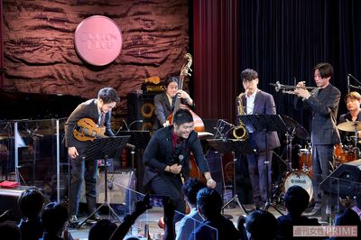 今年、東京・丸の内のコットンクラブで単独ライブを開催した。（撮影／伊藤和幸）
