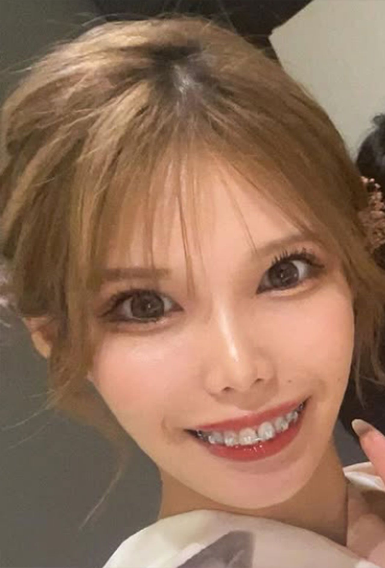 《浜松》殺害されたガールズバー店長の竹内朋香さん（店のSNSより）