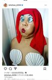 石塚英彦によるコスプレ「アリエル」(公式インスタグラムより)
