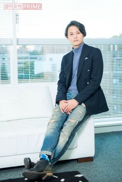 12月11日（月）、東京・紀伊國屋書店新宿本店にて、発売記念サイン会を開催。問い合わせは紀伊國屋書店新宿本店 TEL/03-3354-5702（10：00-21：00）　撮影／降旗利江