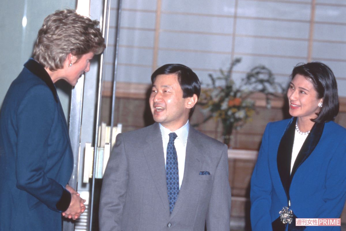 ダイアナ妃をお出迎えした現在の天皇皇后両陛下（1995年）