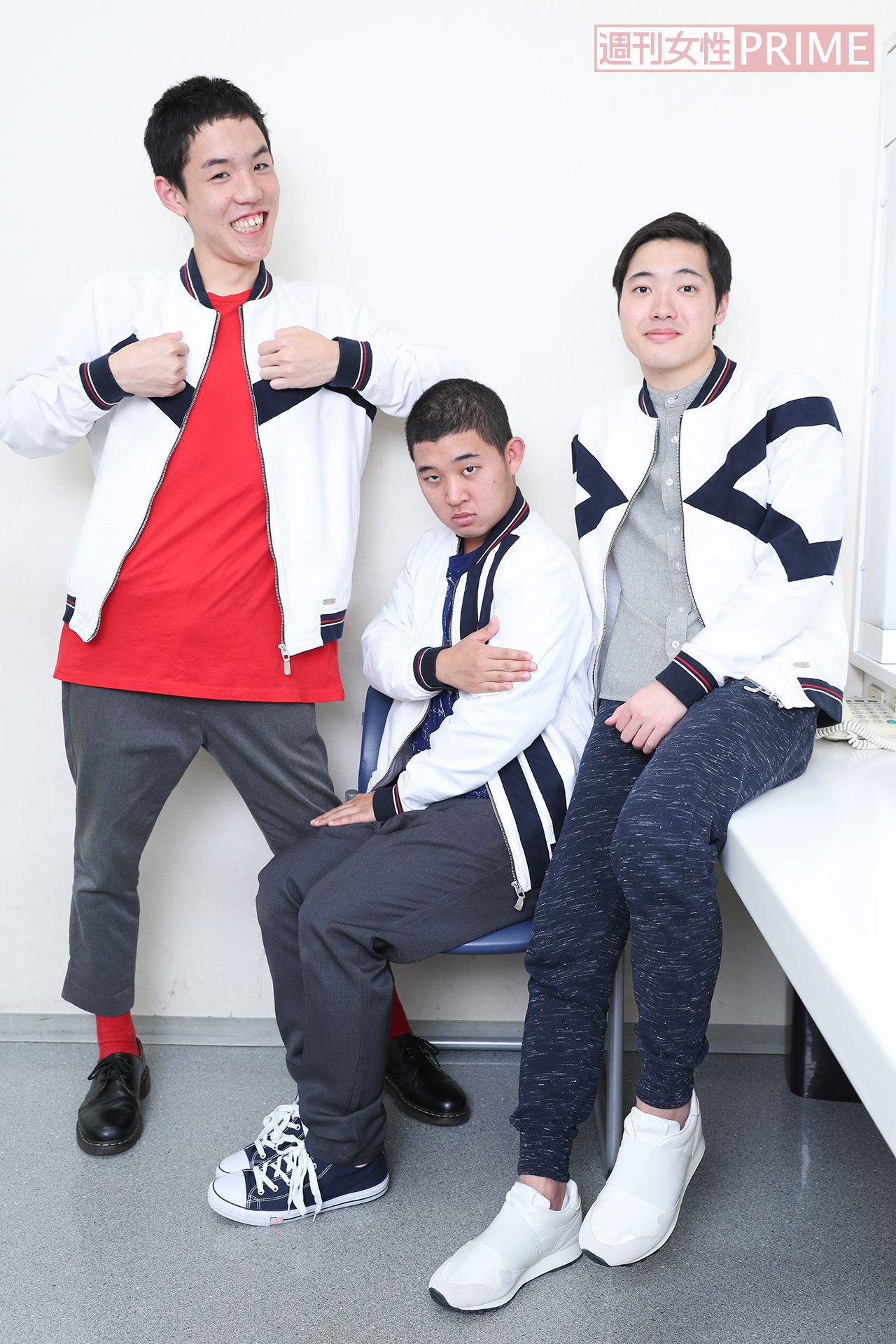 四千頭身 写真左から都築拓紀（20歳・ボケ担当）、後藤拓実（20歳・ツッコミ担当）、石橋遼大（21歳・ボケ担当）。12月14日、四千頭身のトークライブ「2時間目終わりの20分休み」が東京・表参道GROUNDで開催。　撮影／吉岡竜紀