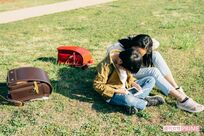 父親が殺人犯に、自殺未遂した母親から離れられない息子 「ヤングケアラー」になる加害者の子どもたち