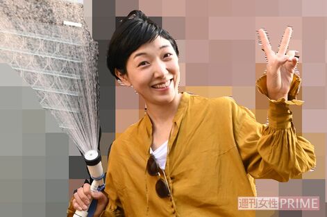 安藤サクラ一家が出席した地方映画祭に、なぜか “呼ばれていない” 義父登場