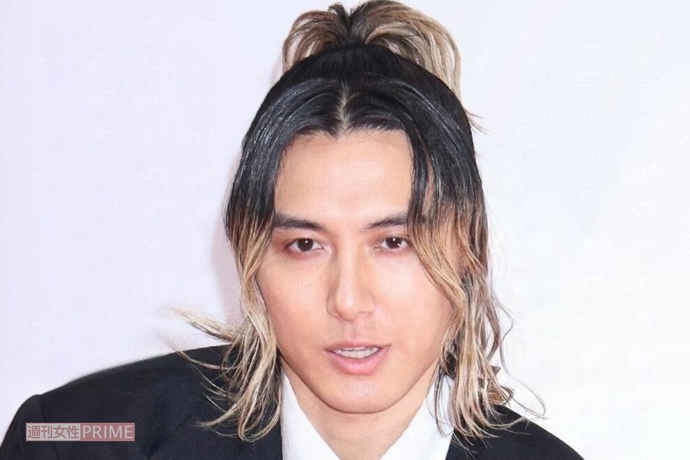 藤井風、東京ドーム公演の“レトロすぎるチラシ”が「ニセモノかと思った」と話題…「阿部寛のサイト」を彷…
