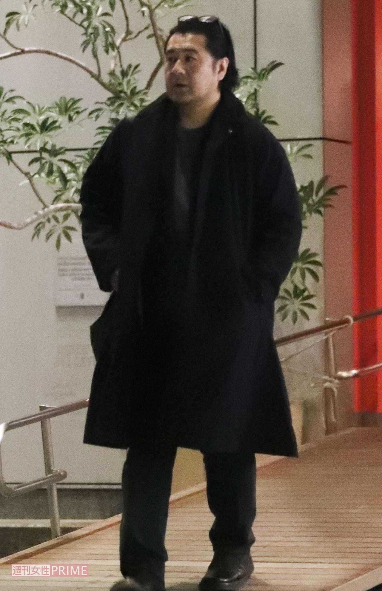 '19年ドラマ『モトカレマニア』の打ち上げに参加した小手伸也