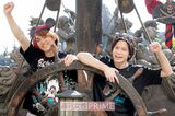 北村諒＆和田雅成が真夏のディズニーをガイド、“びしょ濡れ”イ…