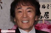 平尾昌晃(79)、酸素ボンベ片手にチャリティーライブを続ける