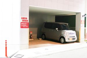 容疑者が性器を露出したとされる川崎の駐車場