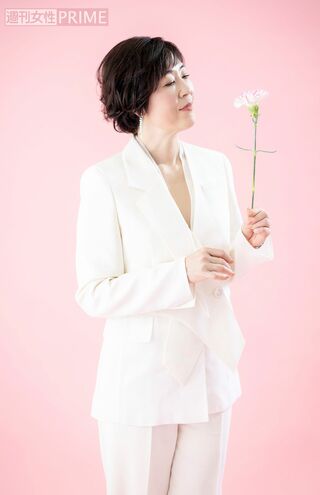 寺島しのぶ　撮影／齋藤周造　ヘアメイク／片桐直樹　スタイリスト／中井綾子（crepe）