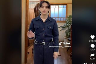 永瀬廉が出演のドラマ『夕暮れに、手をつなぐ』のEDに合わせて踊る平野紫耀（King & Princeの公式TikTokより）