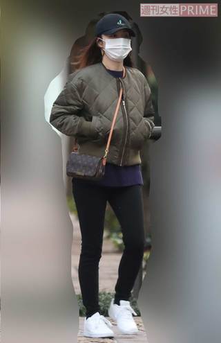 頻繁に二宮の自宅マンションで目撃されていたIさん。今は安心してカレと過ごしている!?