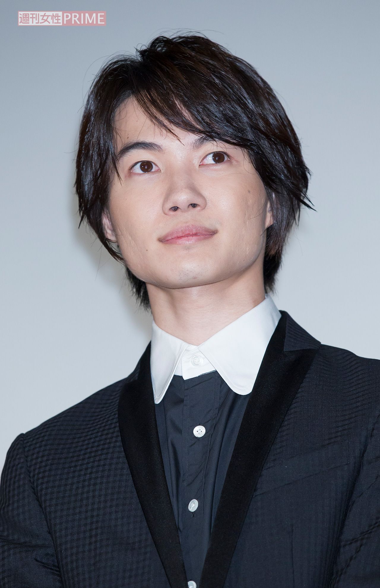 神木隆之介　竈門炭治郎(かまど たんじろう)  心優しく責任感の強い竈門家の長男。妹の禰豆子を人間に戻すため鬼殺隊となった