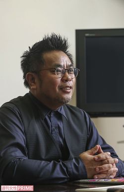 25年の歴史をたどるコンプリートベストアルバム『All Time Best～KEIZO's 25th Anniversary』を発売する中西圭三　撮影／森田晃博