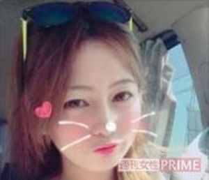 自撮りアプリでキメる長尾容疑者（SNSより）