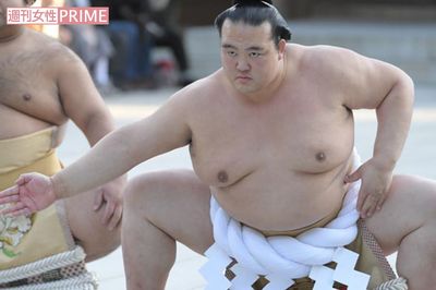 白鵬にしかわからない「横綱心」、稀勢の里は本当に “努力で天才に勝てる” のか