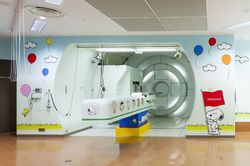 筑波大学附属病院内の陽子線治療装置
