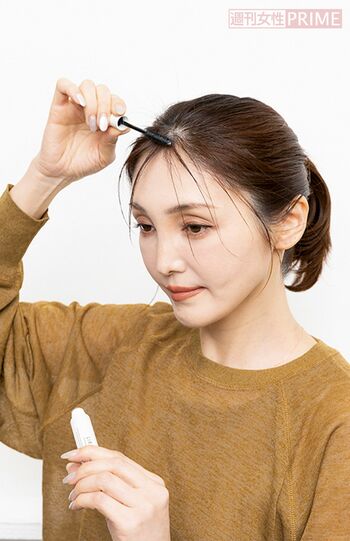 高めポニーは「おくれ毛の処理」がポイント！　撮影／矢島泰輔