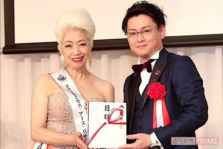 2020年には地球環境問題をコンセプトとしたコンテスト「ミセス・グローバル・アース・ジャパン」兵庫エリアの準々グランプリに輝いた　写真提供／川瀬典子