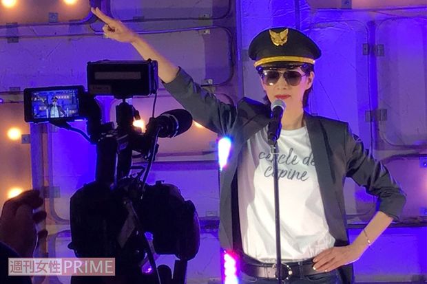 配信ライブは「客席からの反応がわからないことが寂しい」とポツリ