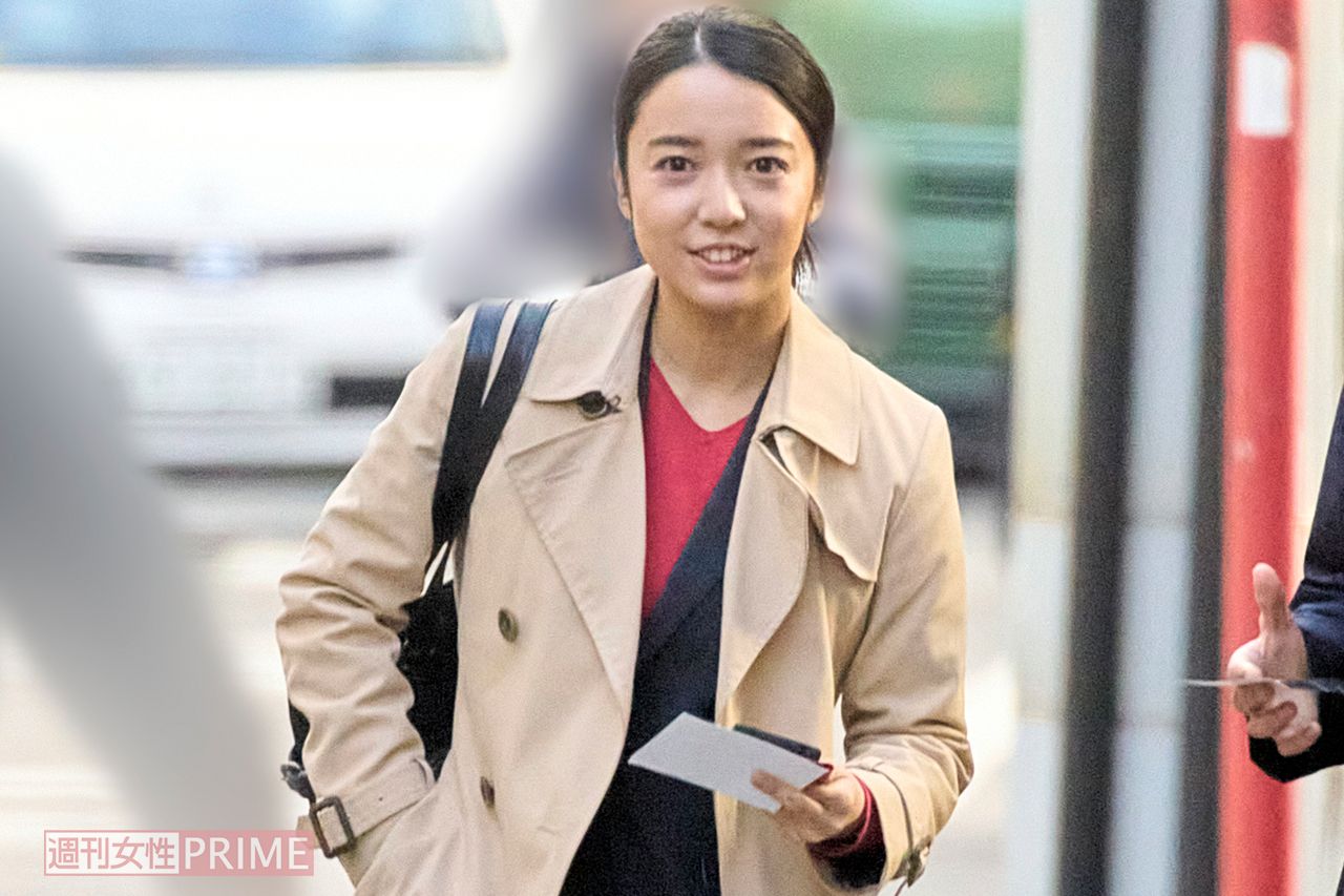 『記憶捜査』のロケに臨む上白石萌音