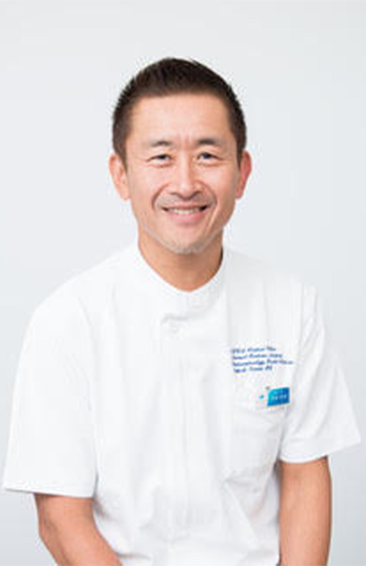 寺田武史先生●アクアメディカルクリニック院長。精力的に情報を発信し、新著『なぜ、人は病気になるのか？』（クロスメディア・パブリッシング）は、Amazonでベストセラーに。