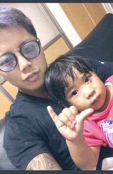 日渡容疑者はSNS上に璃愛來ちゃんと写る写真や動画を投稿することもあった