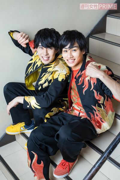 （写真左から）野々田奏、寺坂頼我　撮影／廣瀬靖士