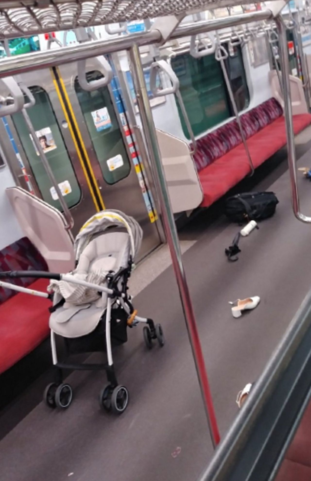 SNSで拡散されたトラブルが起きたあとの車両（Twitterより）