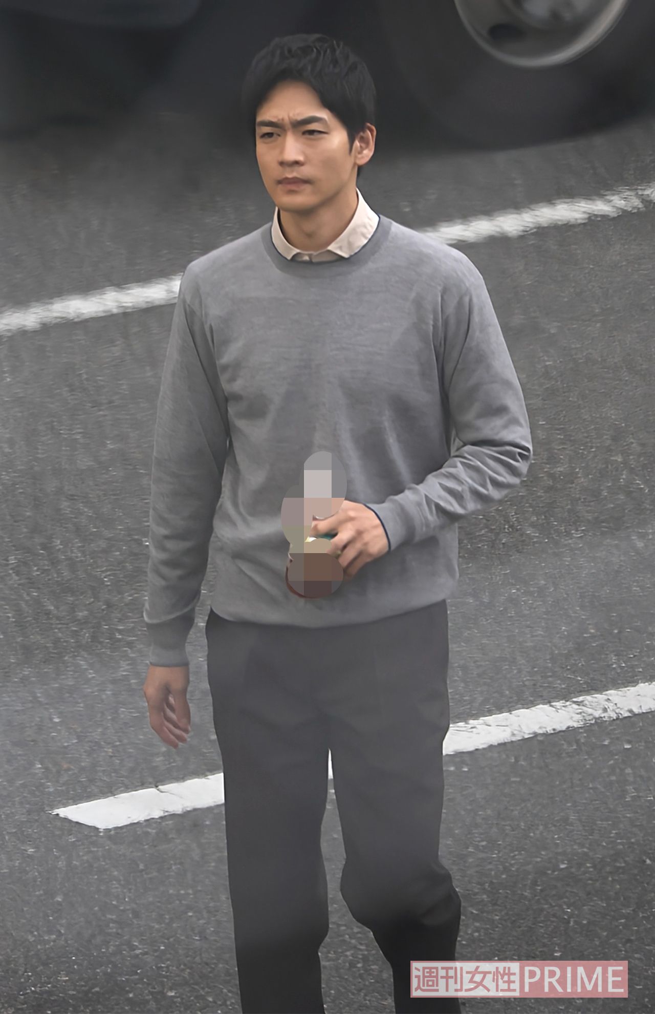 10月、ドラマ『いちばんすきな花』の撮影に向かう松下洸平