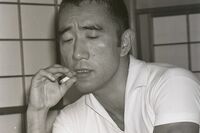 三島由紀夫に青島幸男、豪華すぎる著名人たちが時代を超えて愛した新宿の “アジト”