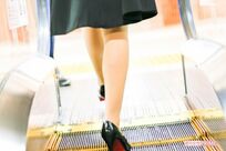 盗撮犯に男性が多い不都合な真実、無意識に刷り込まれる「男尊女卑」の恐ろしさ