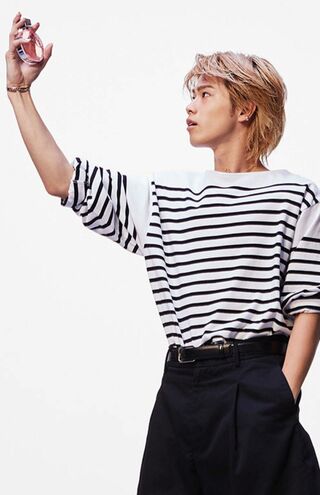 賛否両論あったシャネルとコムドットのタイアップ広告