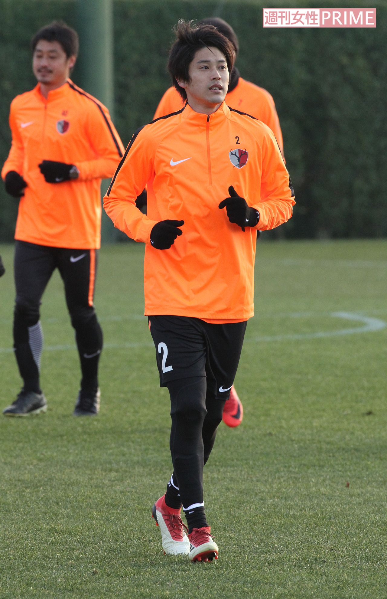 練習中の内田篤人（全身）