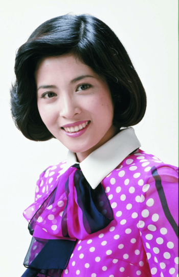 中田喜子、写真は'76年。'71年に歌手デビューし、翌年ドラマで女優デビュー。『渡る世間は鬼ばかり』（'90年〜'19年）など、石井ふく子＆橋田壽賀子さんが手がけた作品に多数出演。朝ドラ『春よ、来い』では第二部のヒロインを演じた（撮影／週刊女性写真班）