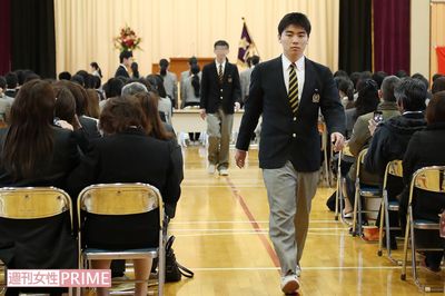 《被災地の18歳》唯一の家族、父をひとり残して巣立つ青年の「夢と不安」